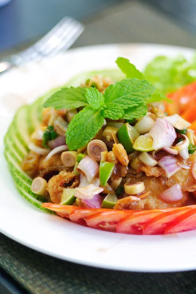 Thajská pikantní mleté maso salát — Stock fotografie