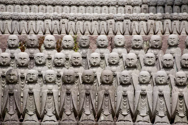 Estátuas de pedra de Jizo, Kamakura, Japão — Fotografia de Stock