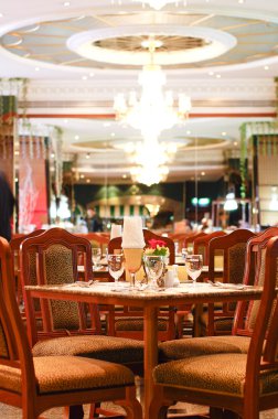 Beautiful place setting for Christmas