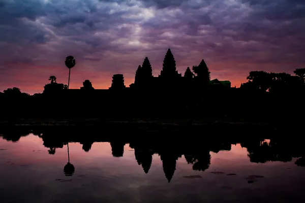 Sunrise Angkor Wat, Siem Reap, Cambodia — Stock Photo, Image