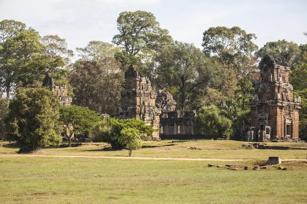 Angkor Wat. Detalle de arte en la piedra —  Fotos de Stock