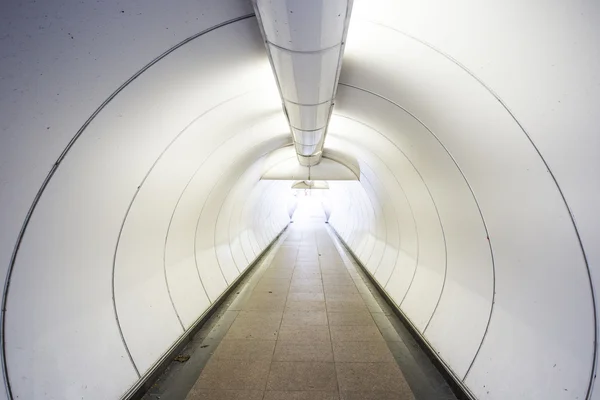 Tunnel the way go out to success business — Stock Photo, Image