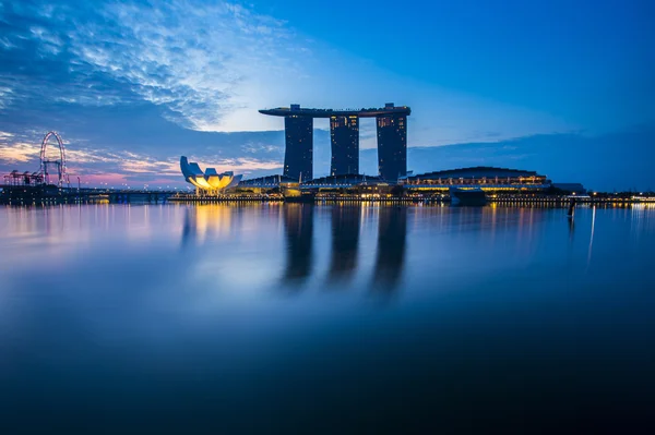 황혼과 마리나 베이 전망. 싱가포르 — 스톡 사진