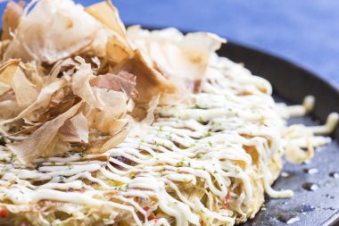 Japon pizza okonomiyaki