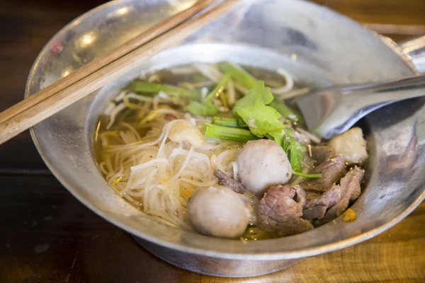 Asian beef noodle — Stock Photo, Image