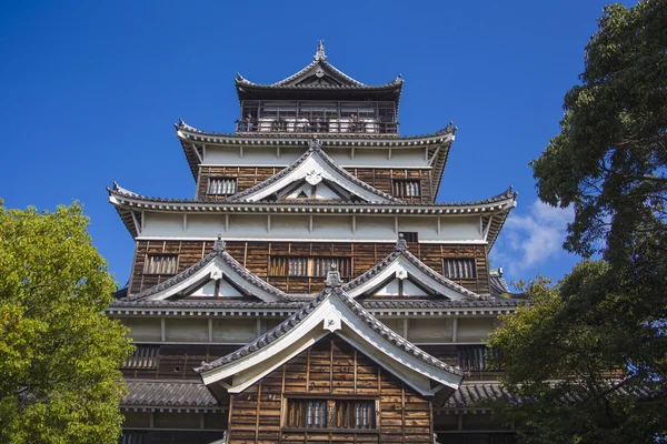 广岛的城堡。日本 — 图库照片