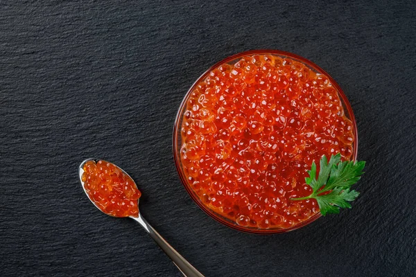 Delicious Salmon Caviar Glass Bowl Black Slate Background Close Bowl — Foto de Stock