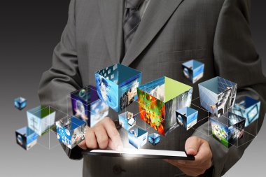 dokunmatik yüzey bilgisayar ve 3d akış IMAG holding iş el