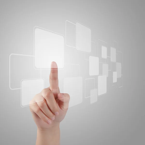 Hand drukken op een knop op een touchscreen — Stockfoto