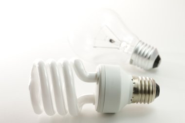 akkor ve flüoresan enerji tasarrufu