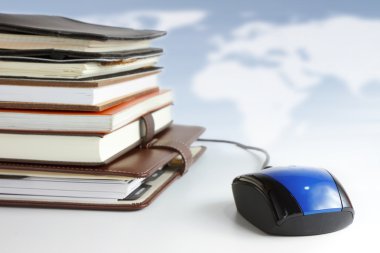 Online Eğitim ve iş kavramı.
