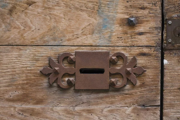 Eski kapı kilidinin anahtar deliği — Stok fotoğraf