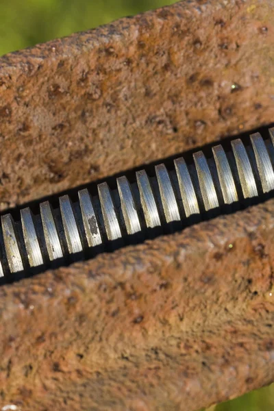 Iş parçacığı mili paslı boru vanası — Stok fotoğraf