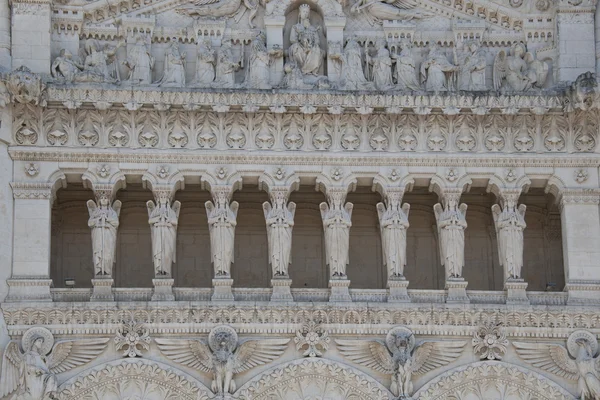 フルヴィエールのノートルダム大聖堂のファサード — ストック写真