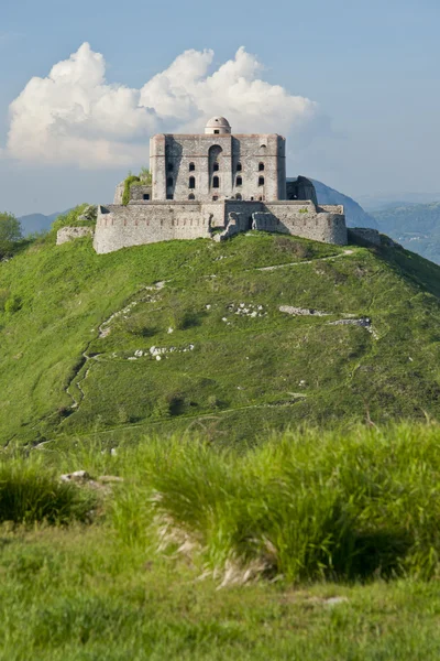 Forte Diamante nas colinas de Génova — Fotografia de Stock