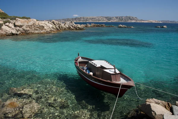 Maravillosa agua de mar en Spargi — Foto de Stock