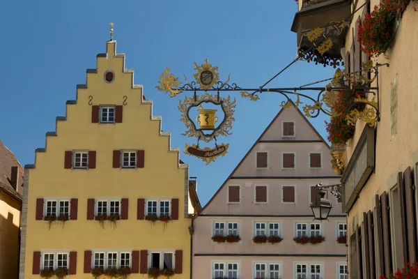 Oude stadspoort in rothenburg ob der tauber — Stockfoto