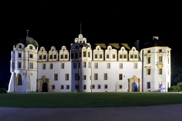 Zamek w celle, germany, oświetlony — Zdjęcie stockowe