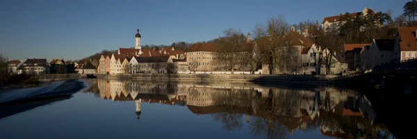 Reflectie van Landsberg am Lech — Stockfoto