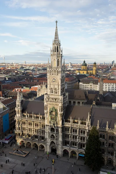 Вид с воздуха на Новую ратушу Мюнхена — стоковое фото