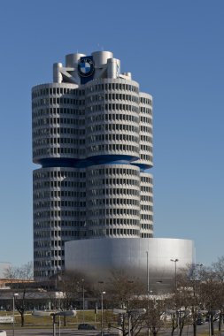 Münih'te bina bmw