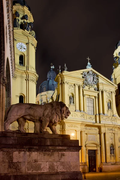 Церква Театру в Мюнхені — стокове фото