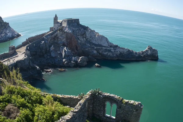 Kostel san Pietro v portovenere — Stock fotografie