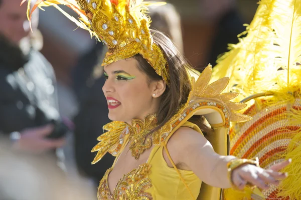 limon festival geçit dansçı