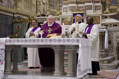 Piskopos demektir cemaat