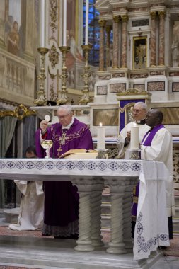 Piskopos demektir cemaat