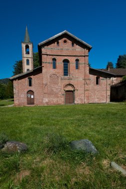Badia di tiglieto olarak adlandırılan antik kilise