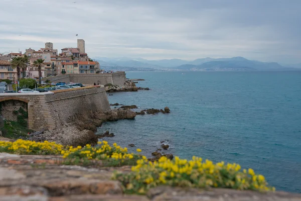 El pueblo fortificado de Antibes — Foto de Stock