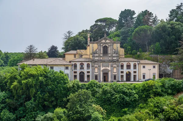 Kerk Van Saint Theresa Het Dorp Caprarola Tuscia Lazio Italië — Stockfoto