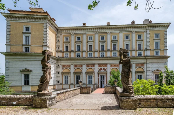 Villa Farnese Homlokzata Egy Ötszögletű Kastély Caprarola Városban Viterbo Tartományban — Stock Fotó