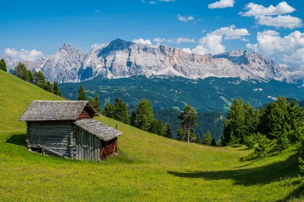 Domek Górski Pobliżu Peitlerkofel Antermoia Val Badia Dolomitach Jedno Unesco — Zdjęcie stockowe