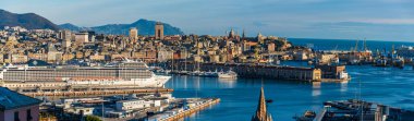 Akdeniz 'in en önemli limanlarından biri olan Cenova limanının manzarası
