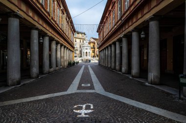 1879 'da Acqui Terme, Piedmont, İtalya' daki La Bollente adlı termal kaynağın üzerine ünlü bir çeşme inşa edildi.