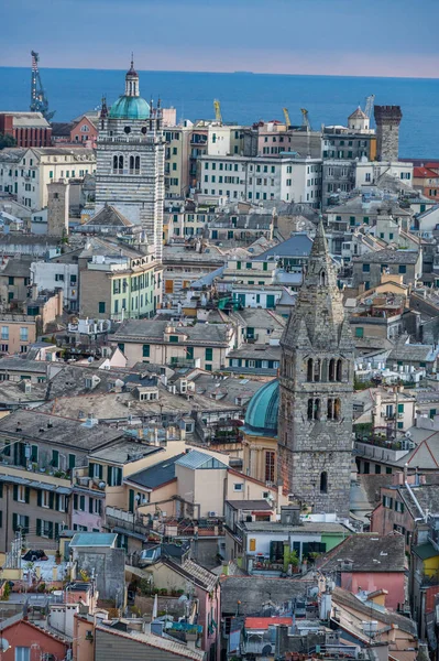 View Starego Miasta Genui Jego Zabytków Kościołów Belvedere Spianata Castelletto — Zdjęcie stockowe