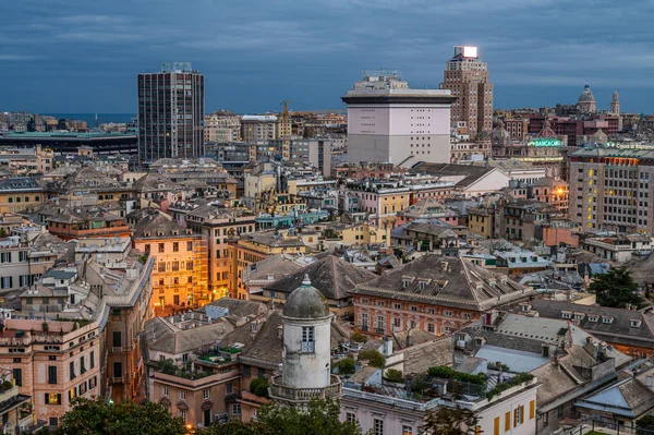 View Der Altstadt Von Genua Mit Ihren Denkmälern Und Kirchen — Stockfoto
