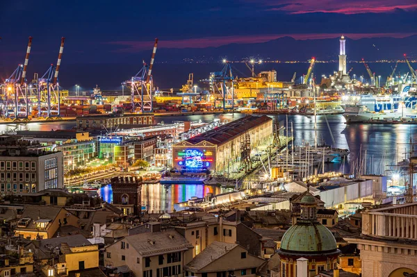 Gamla Stan Genua Med Sina Monument Och Kyrkor Från Belvedere — Stockfoto