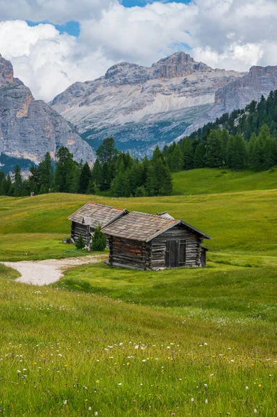 Płaskowyż Pralongia Sercu Dolomitów Pomiędzy Corvara San Cassiano — Zdjęcie stockowe