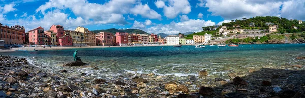 Stare Miasto Sestri Levante Kolorowymi Domami Widokiem Baia Del Silenzio — Zdjęcie stockowe