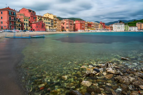 Centro Storico Sestri Levante Con Sue Case Colorate Affaccia Sulla — Foto Stock