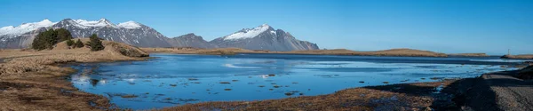 Lagun Och Snöiga Berg Från Staden Hofn Som Ligger Södra — Stockfoto