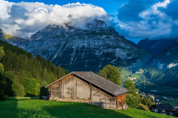 Grindelwald山谷是瑞士风景最优美的地区之一 — 图库照片