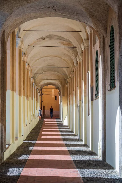 Szent Chiara Loggia Árkádjai Porto Maurizio Óvárosában Imperiában — Stock Fotó