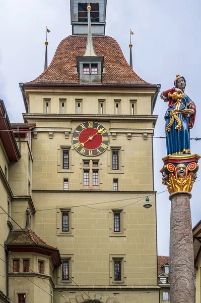 Målad Staty Toppen Pelare Fontän Den Gamla Staden Bern Schweiz — Stockfoto