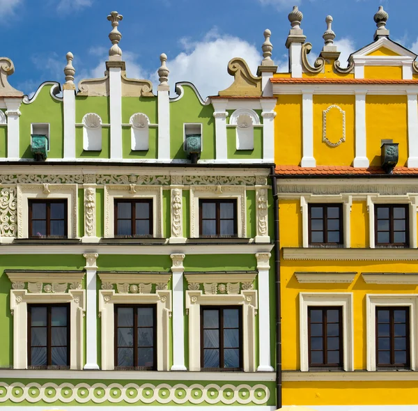 Facade of a building with windows — Stock Photo, Image