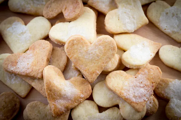 Söta hjärtformade socker cookies — Stockfoto