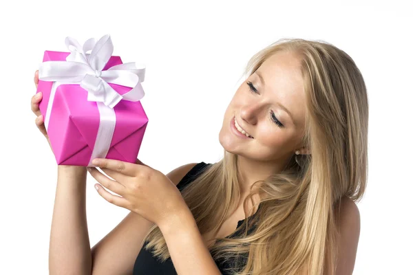 Ragazza bionda con regalo — Foto Stock